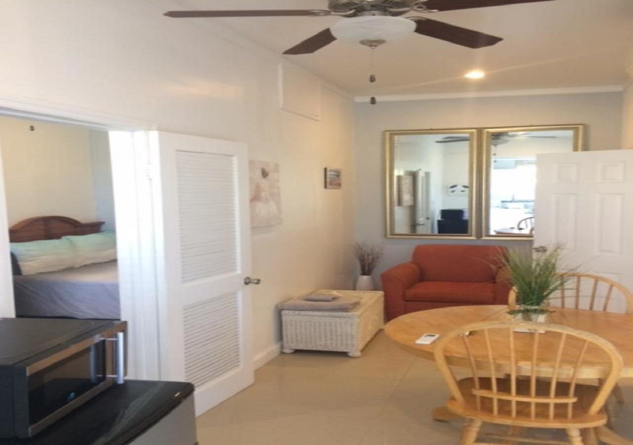 The Oasis Retreat Apartment Nassau Exterior photo